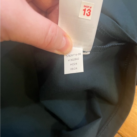 Athleta Women’s NEW Essential Top Long Sleeve Green Cypress XL Lightweight - Picture 15 of 16